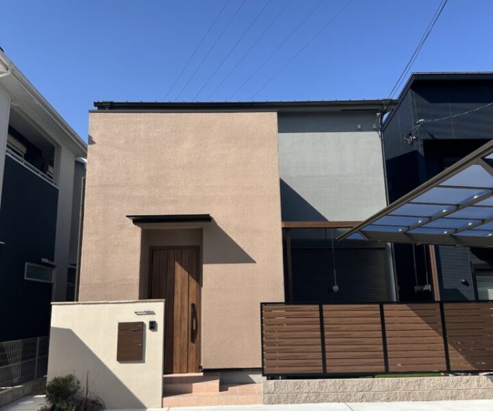施工事例　キューブ型モダン住宅