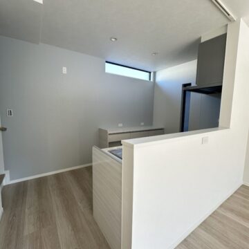 施工事例　キューブ型モダン住宅